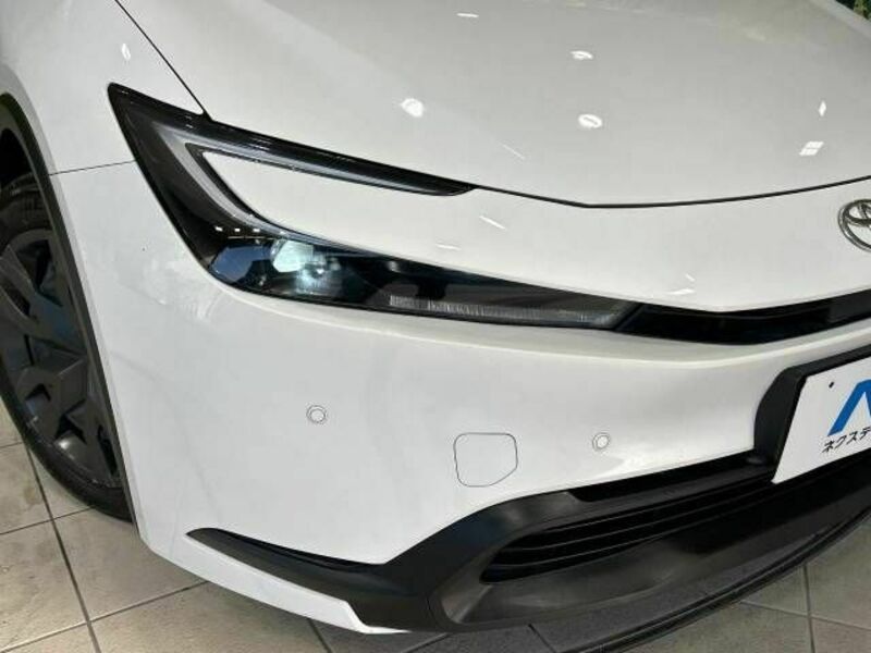 PRIUS-11