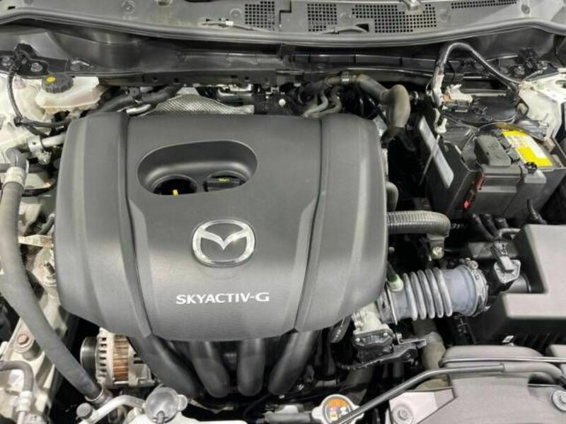 MAZDA2
