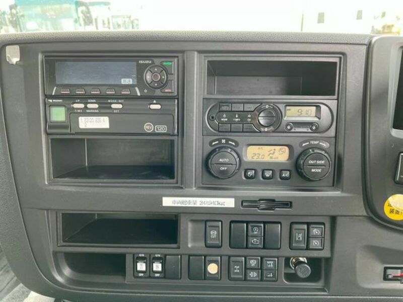 GIGA-9