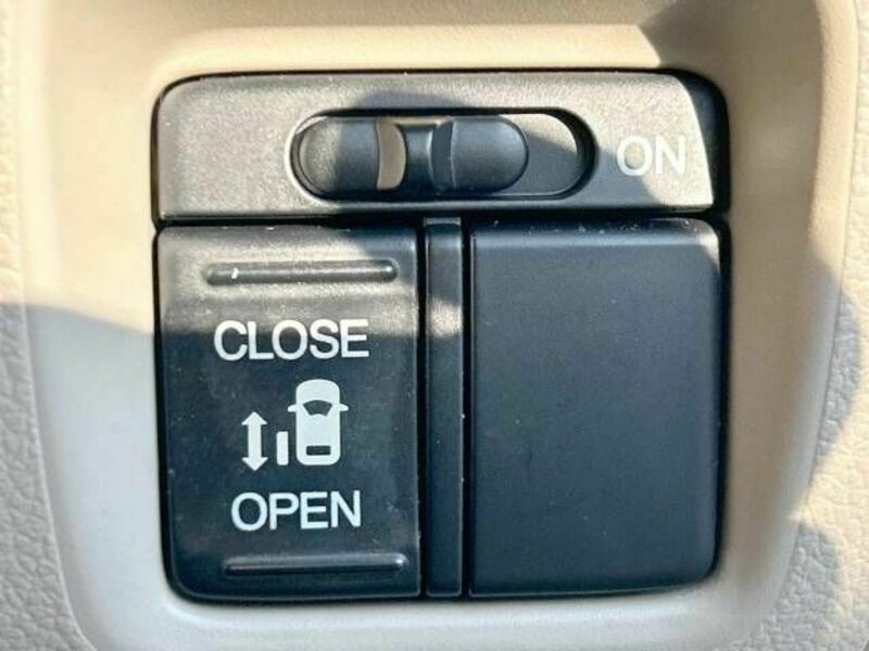 N BOX-4