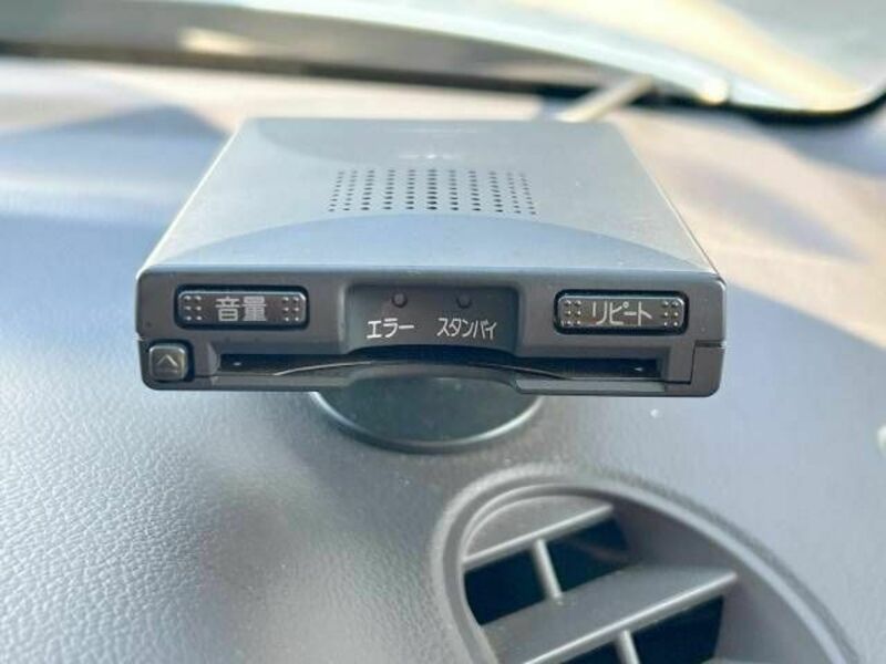 N BOX-8