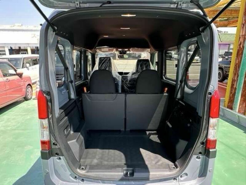 N-VAN-11