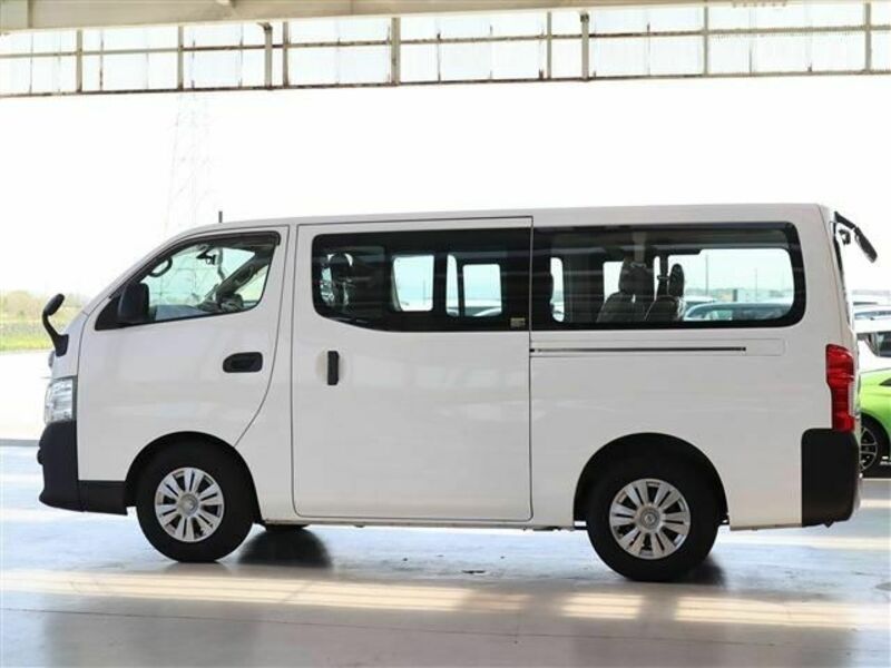 NV350 CARAVAN WAGON-23