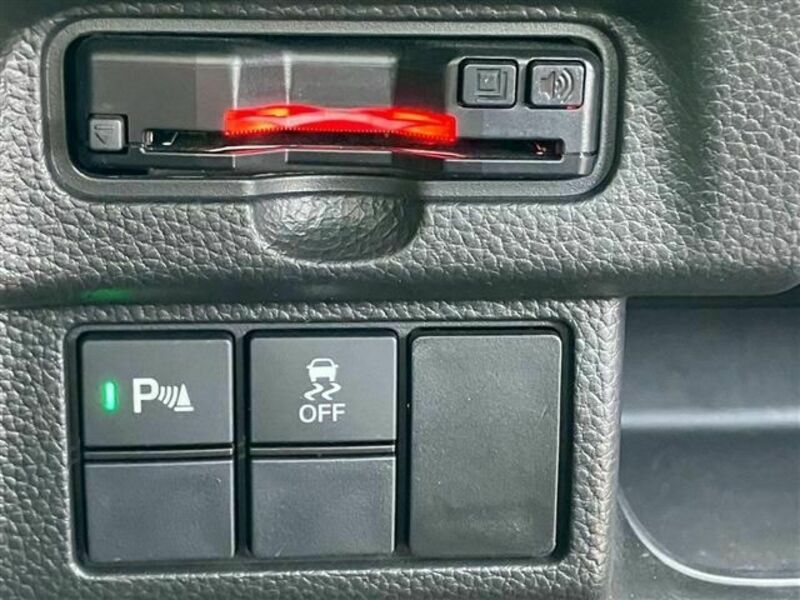 N BOX