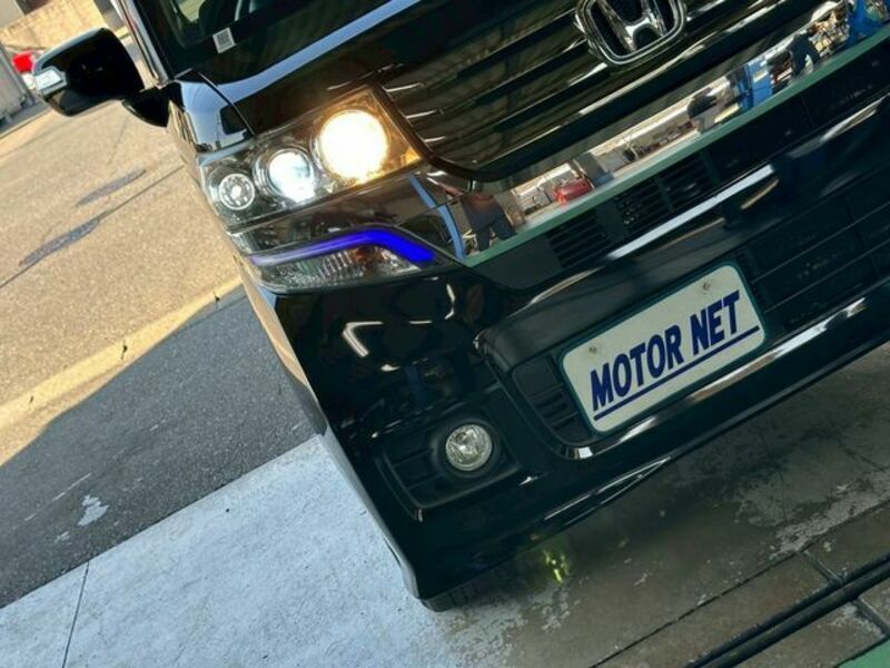 N BOX CUSTOM