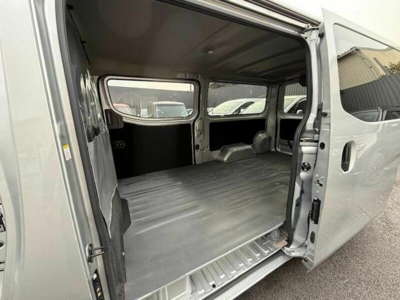 NV350 CARAVAN