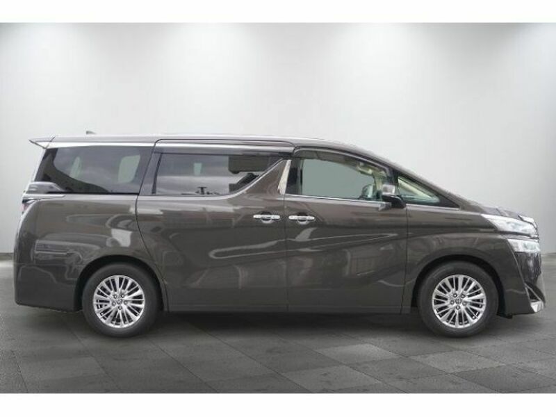 VELLFIRE-5