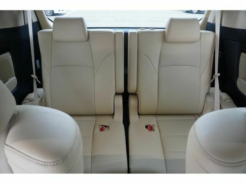 VELLFIRE-10