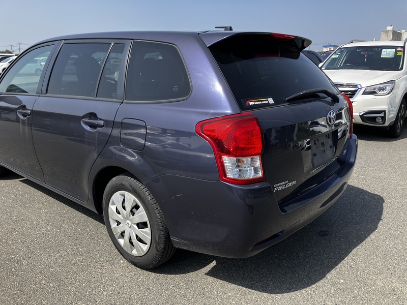 COROLLA FIELDER
