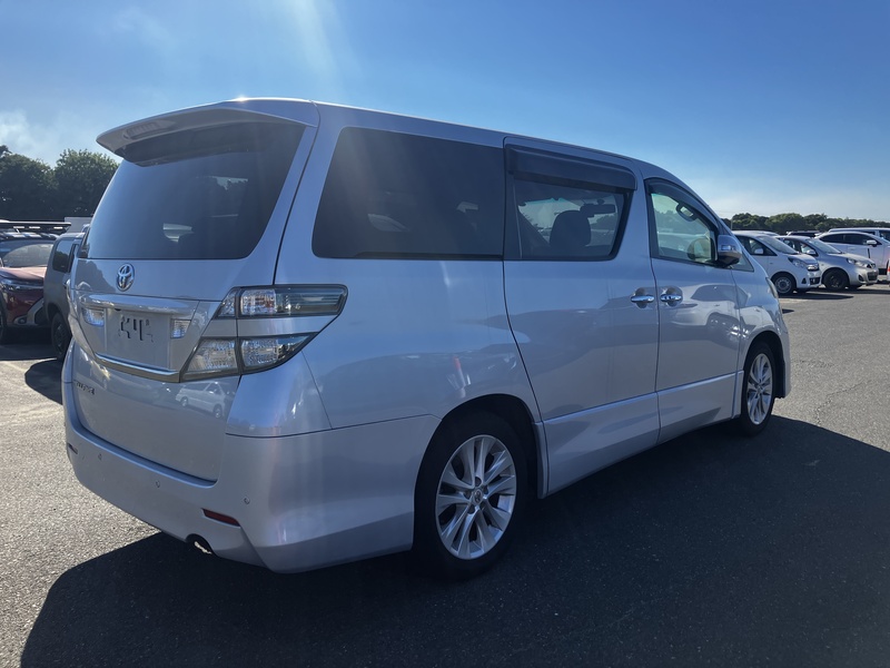 VELLFIRE