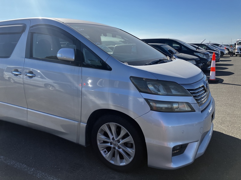 VELLFIRE