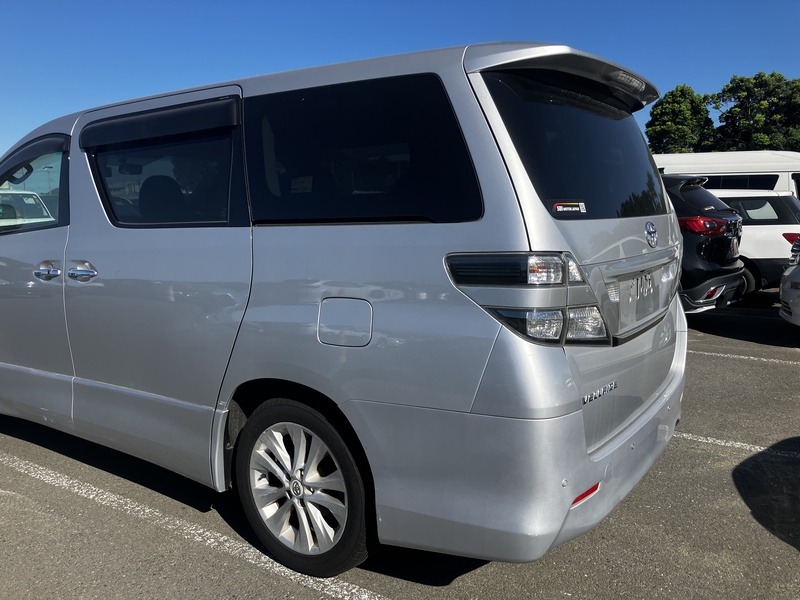 VELLFIRE