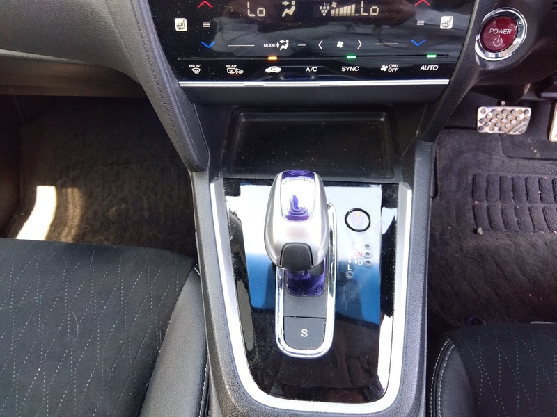 SHUTTLE