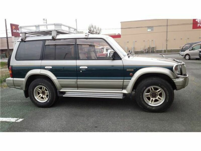 PAJERO