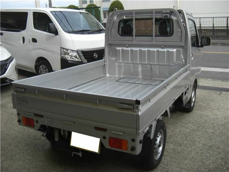CLIPPER TRUCK