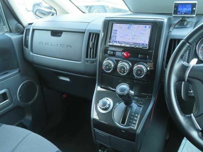 DELICA D5-9