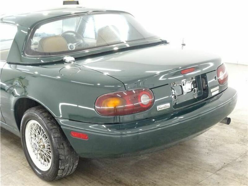 EUNOS ROADSTER