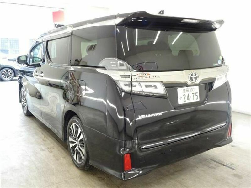 VELLFIRE-1