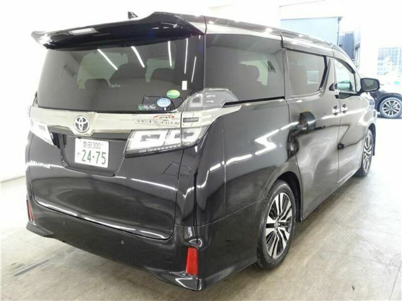 VELLFIRE-4