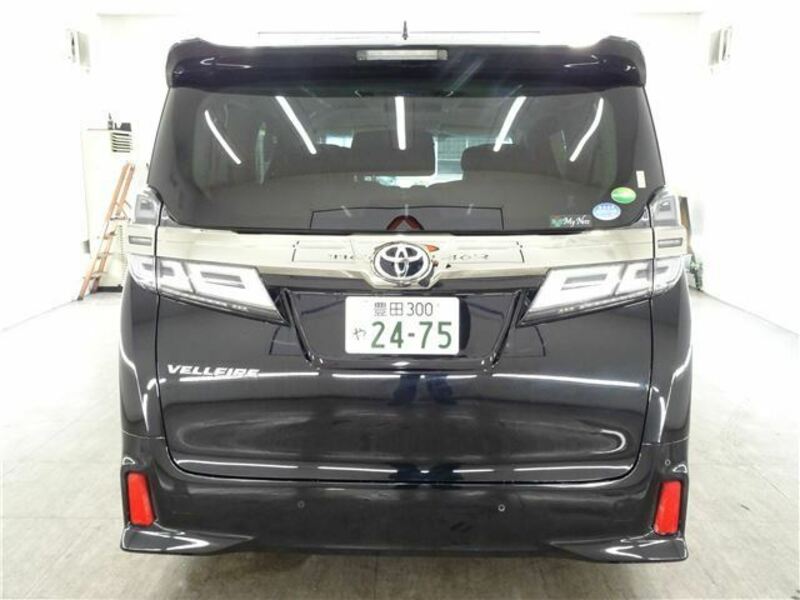 VELLFIRE-5