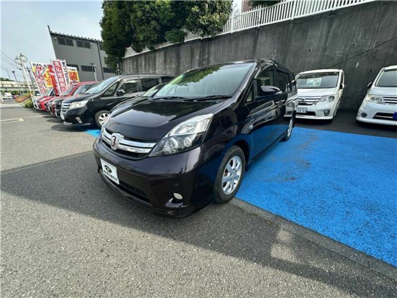 TOYOTA ISIS