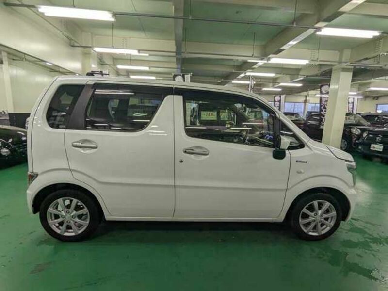 WAGON R-4