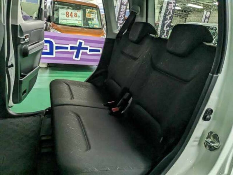 WAGON R-12
