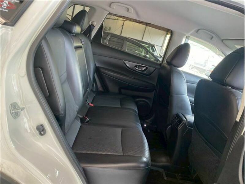 X-TRAIL-4
