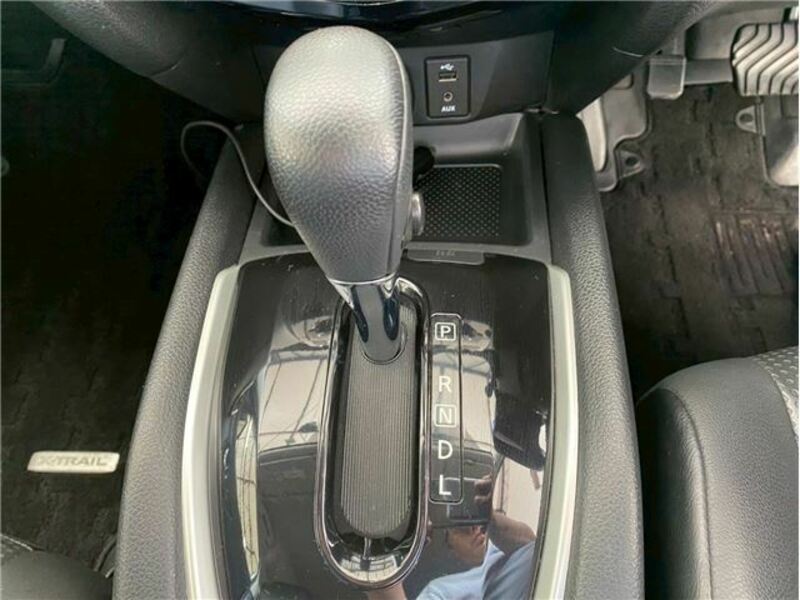 X-TRAIL-25