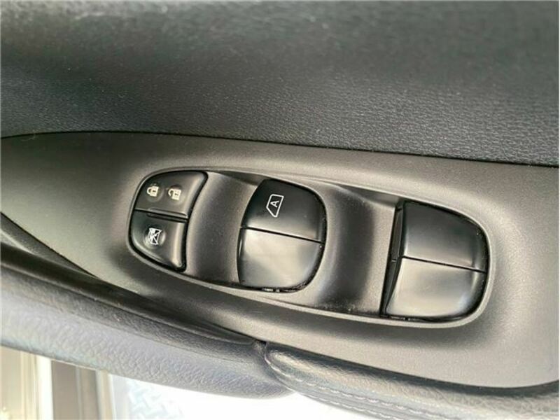 X-TRAIL-31