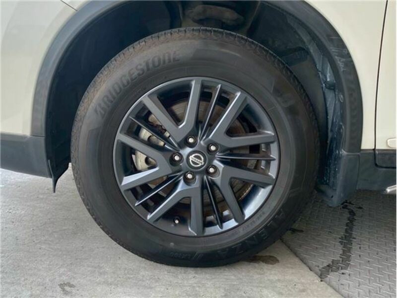 X-TRAIL-42