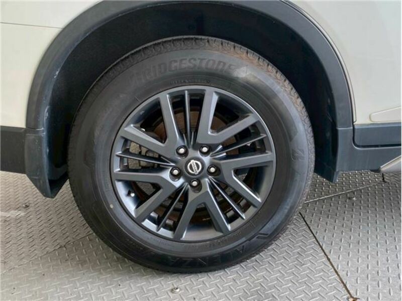 X-TRAIL-44