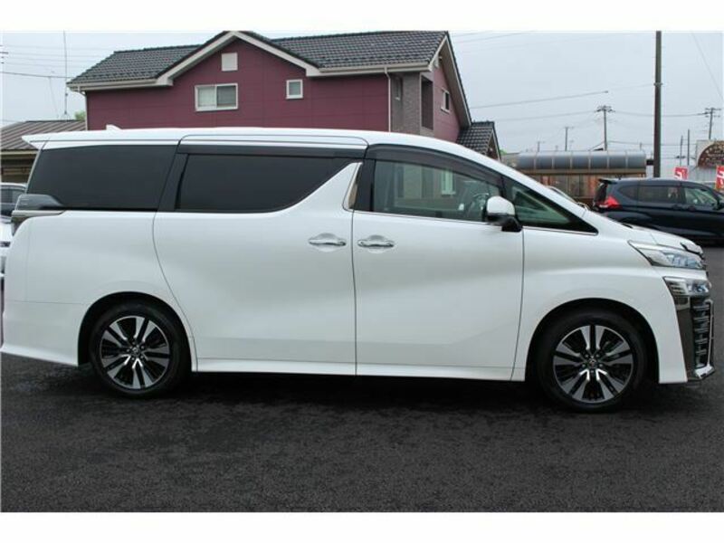 VELLFIRE-6