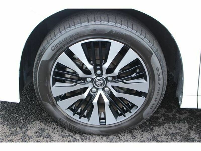 VELLFIRE-12