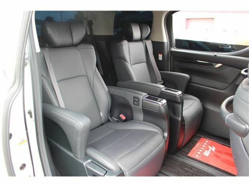 VELLFIRE-24