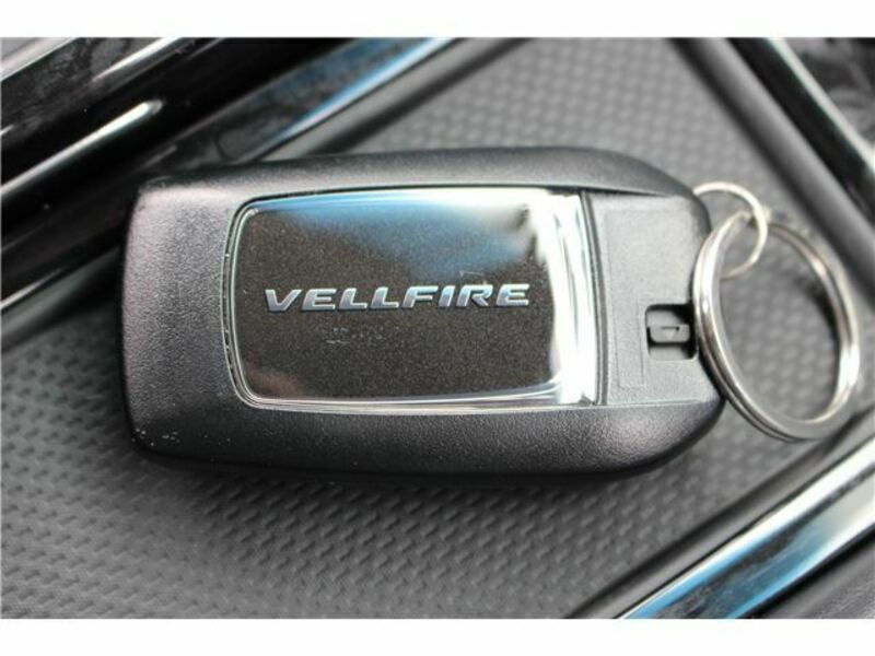 VELLFIRE-40