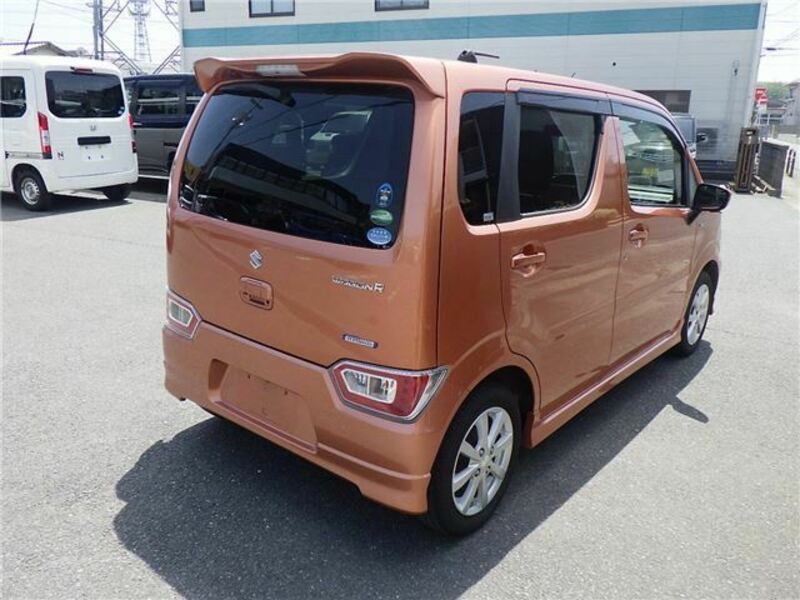 WAGON R