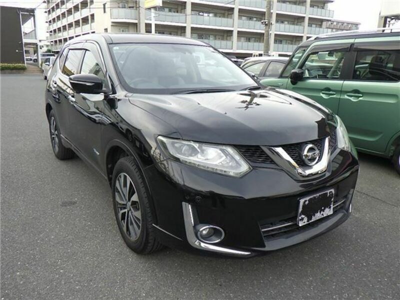 X-TRAIL