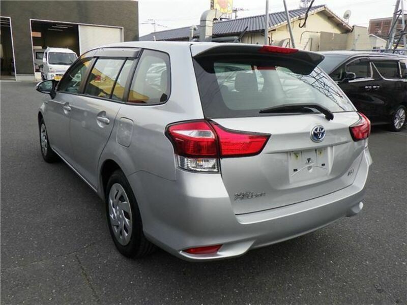COROLLA FIELDER