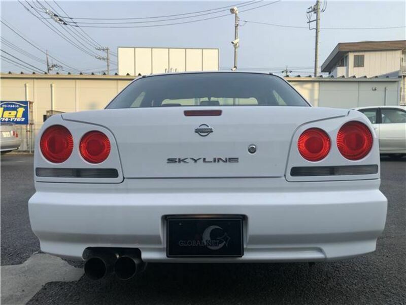 SKYLINE