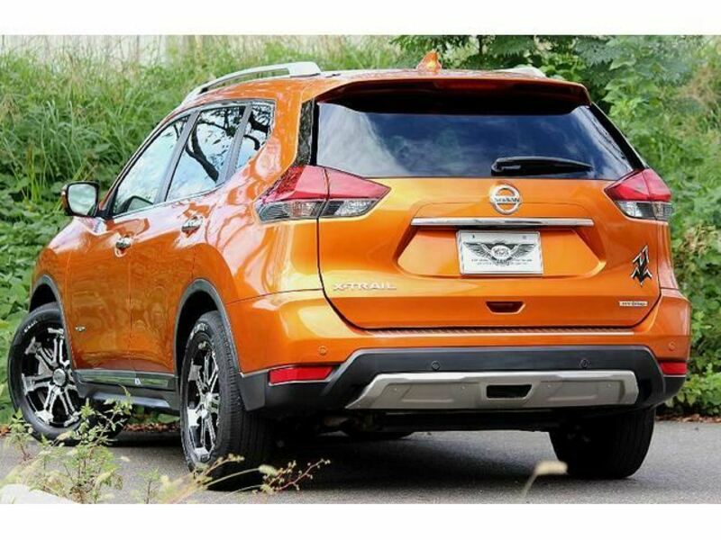 X-TRAIL