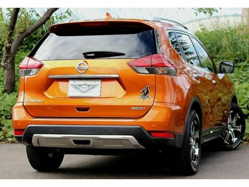 X-TRAIL