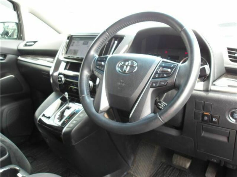 VELLFIRE-4