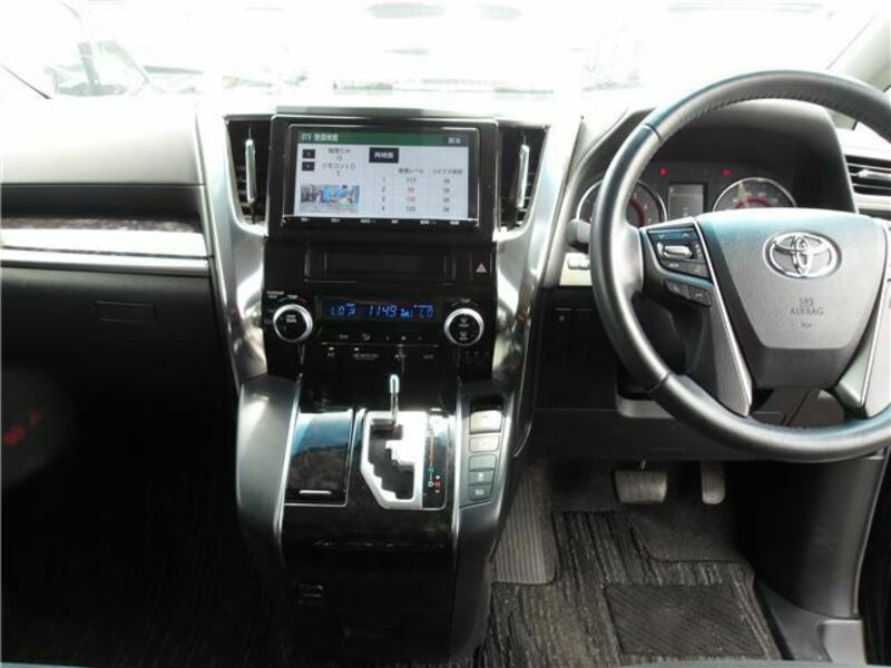 VELLFIRE-5