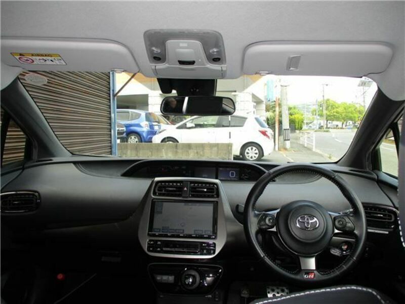 PRIUS PHV