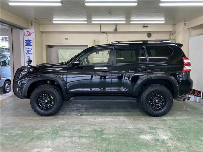 LAND CRUISER PRADO