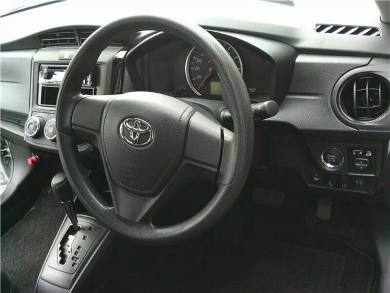 COROLLA AXIO