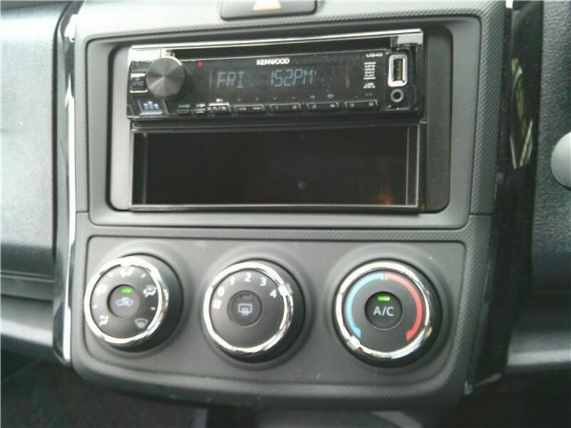 COROLLA AXIO