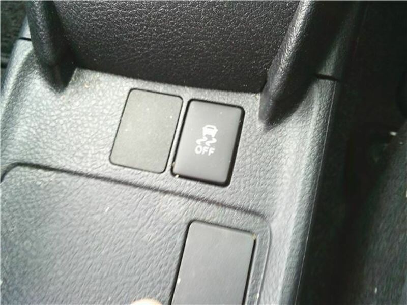 COROLLA AXIO