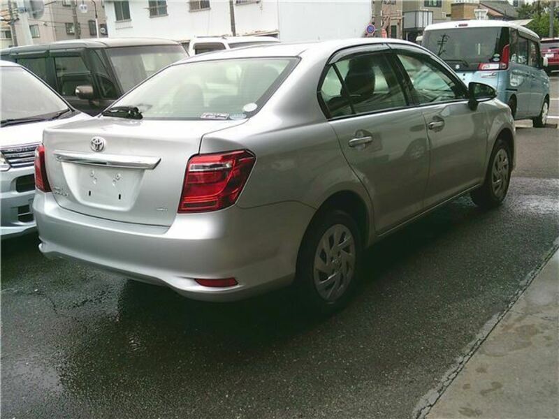 COROLLA AXIO
